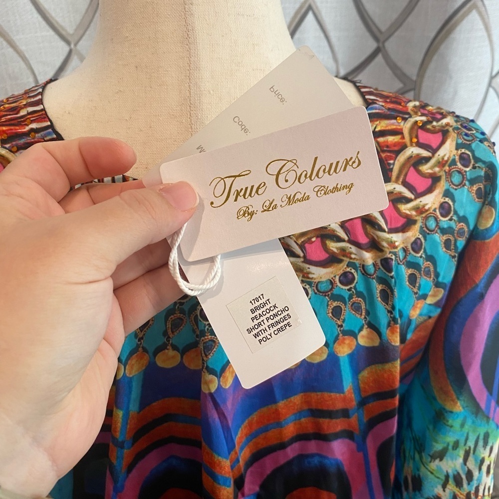 NWT True Colours by La Moda Fringe Peacock Caftan Top- One Size - Picture 7 of 10